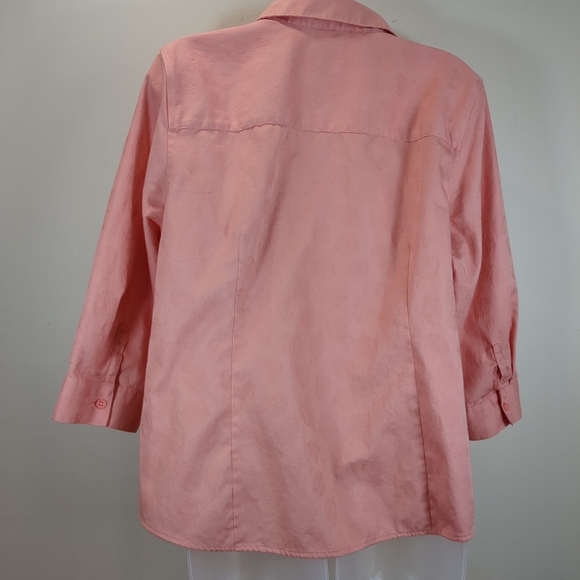 Chico's women's button up long sleeve pink leaf print blouse size 2 - Picture 3 of 9